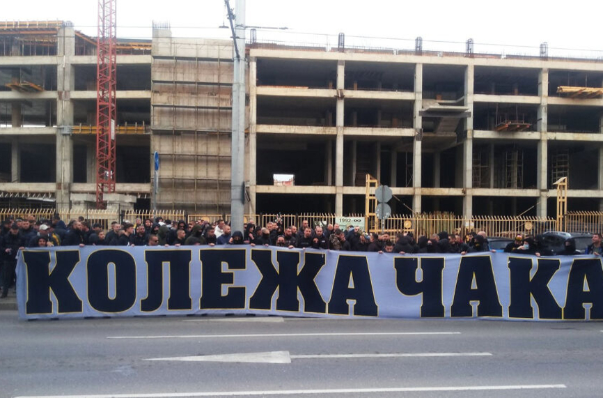 Феновете на Ботев Пловдив с протест пред общината (ВИДЕО)