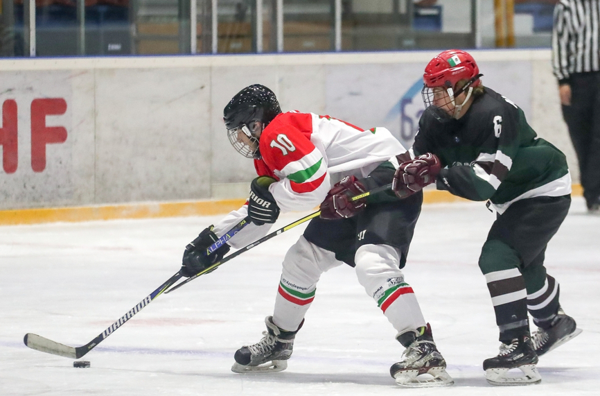 България с нова загуба на Световното по хокей