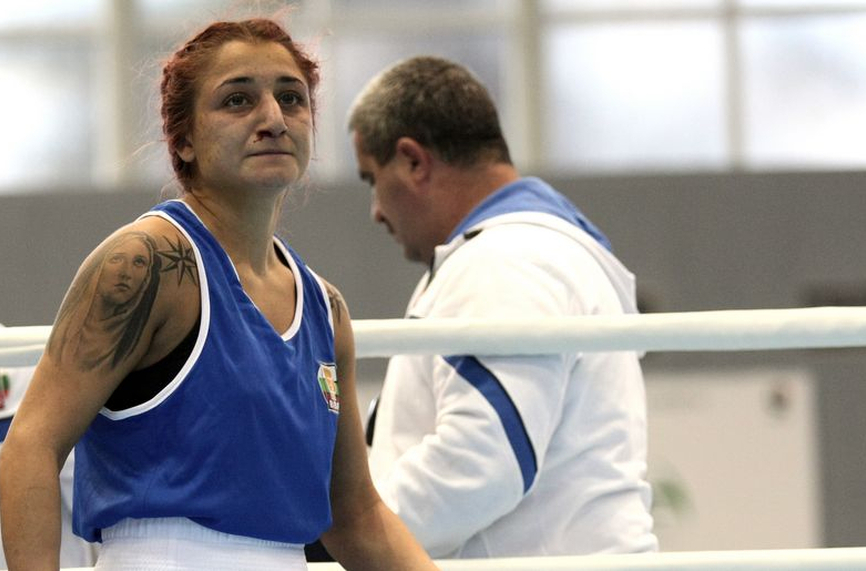 България с нова победа на световното по бокс