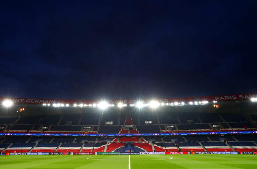 Във Франция спират вечерните мачове, за да пестят ток