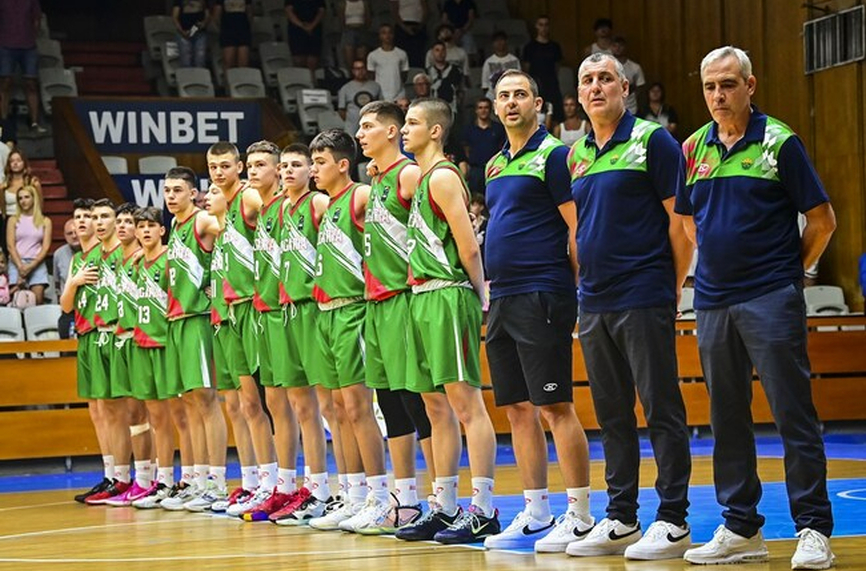 България стартира с успех на Европейското по баскет в София