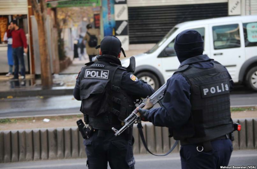 Полицаи от Турция ще помагат за спазването на реда в Катар