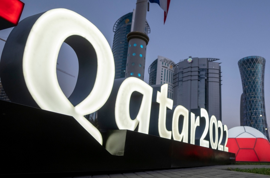 ФИФА плаща по $10 000 на ден за всеки футболист в Катар