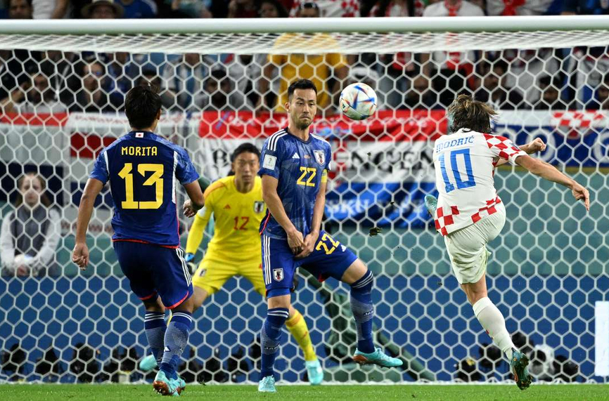 ДРАМА: Хърватия е на 1/4-финал след дузпи с Япония (ВИДЕО)