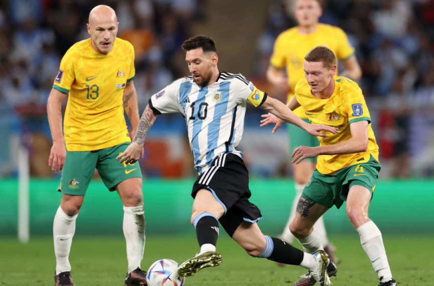 Аржентина ще надвие Нидерландия в четвъртфинала