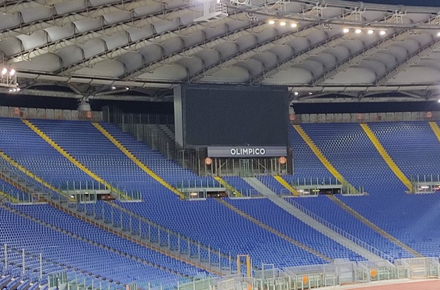 Затварят част от стадиона на Лацио заради расизъм