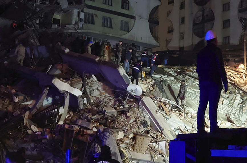 Треньорът на Сивасспор загуби 15 роднини при земетресението в Турция