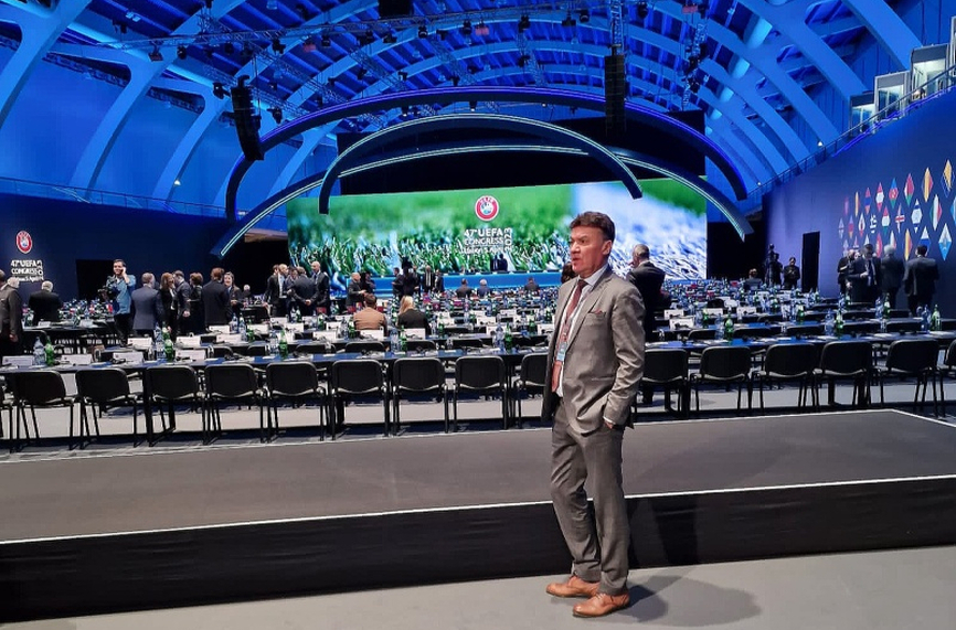 Боби Михайлов участва в конгреса на УЕФА