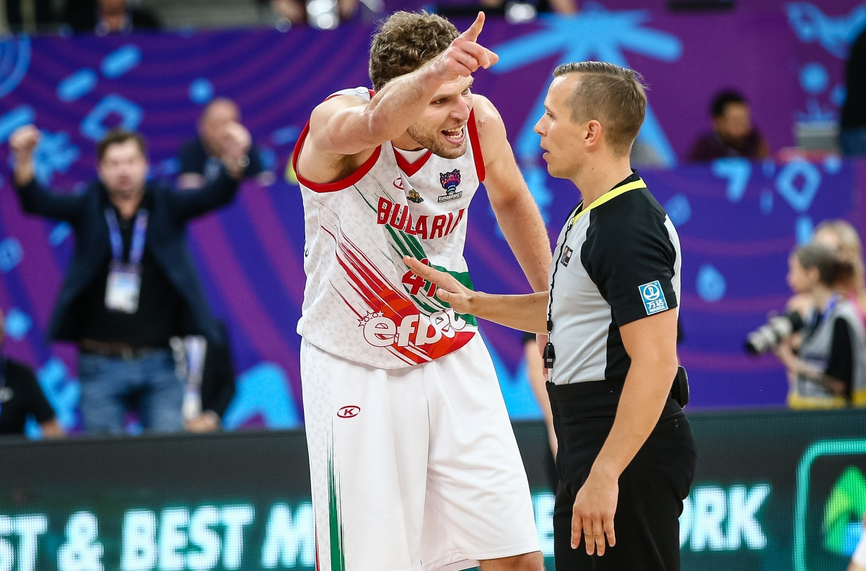 Тежък жребий за България в квалификациите за Париж 2024 в баскетбола