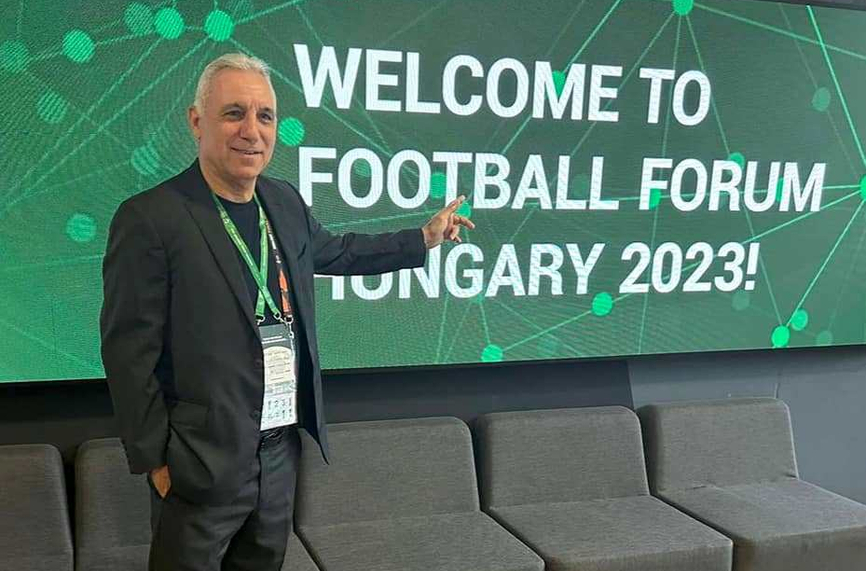 Стоичков беше част от унгарски футболен форум
