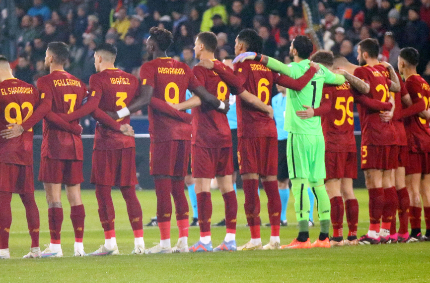 Рома си осигури място в Лига Европа след успех над Специя (ВИДЕО)
