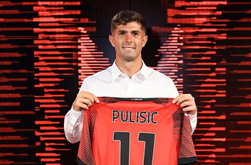 Официално: Милан представи Пулишич