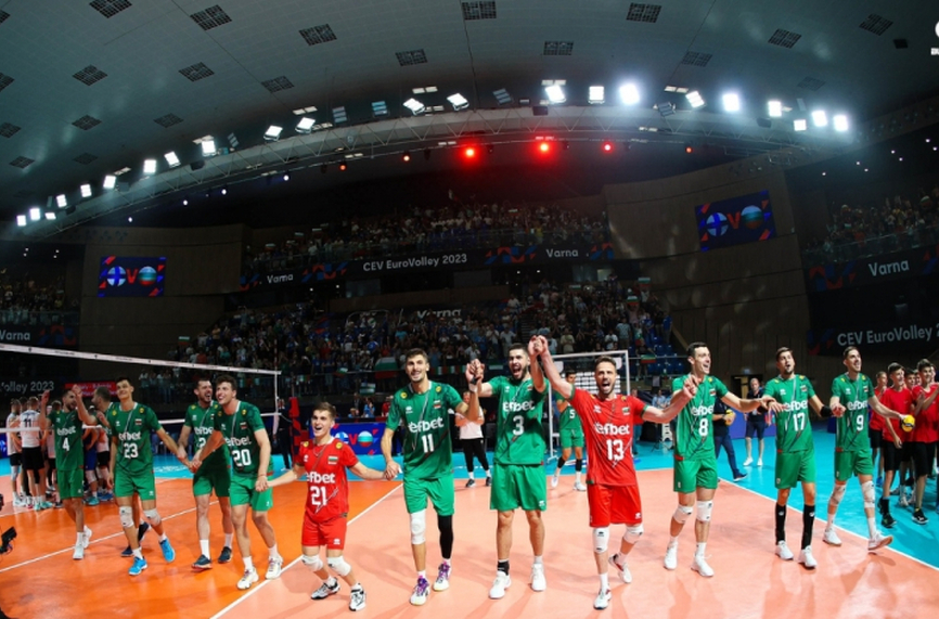 Отново пълна зала за волейболистите във Варна