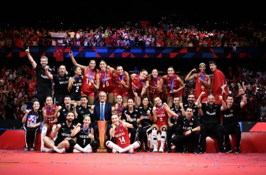 Турция спечели за пръв път европейската волейболна титла (ВИДЕО)