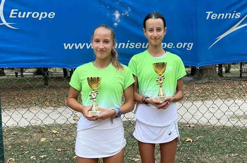 Българчета станаха шампионки на тенис турнир в Скопие