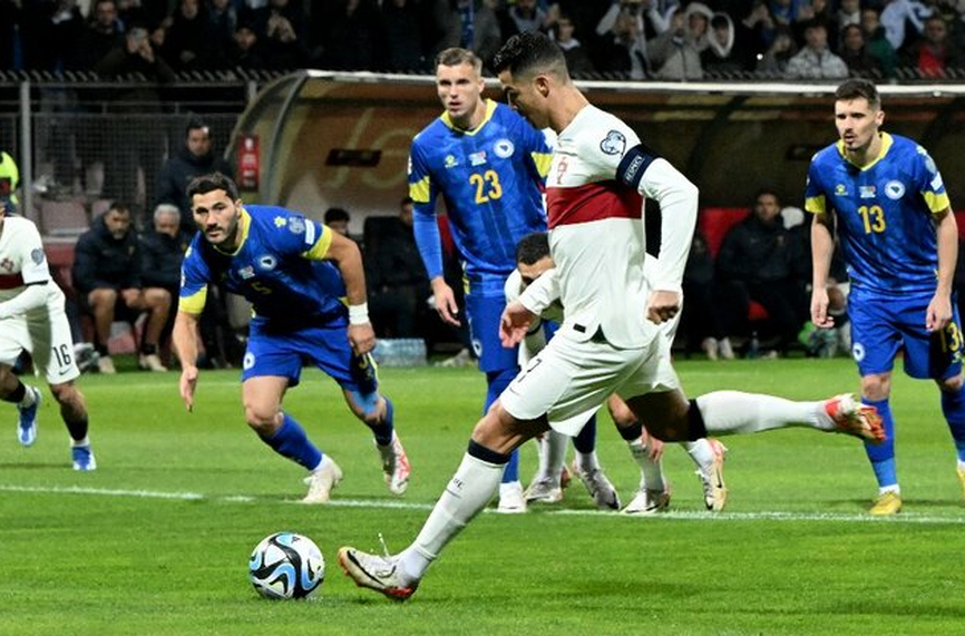 ОБЗОР: Португалия отнесе Босна с 5 гола за едно полувреме (ВИДЕО)