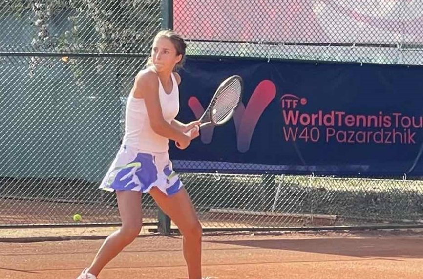 Росица Денчева е на четвъртфинал в Тунис