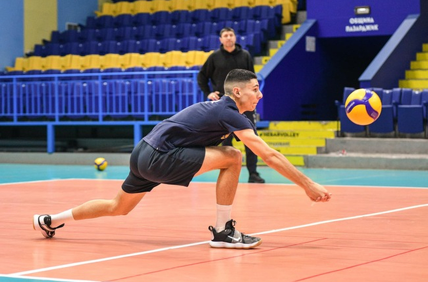Ръководството на волейболния Хебър Пазарджик съобщи че продължи участието си