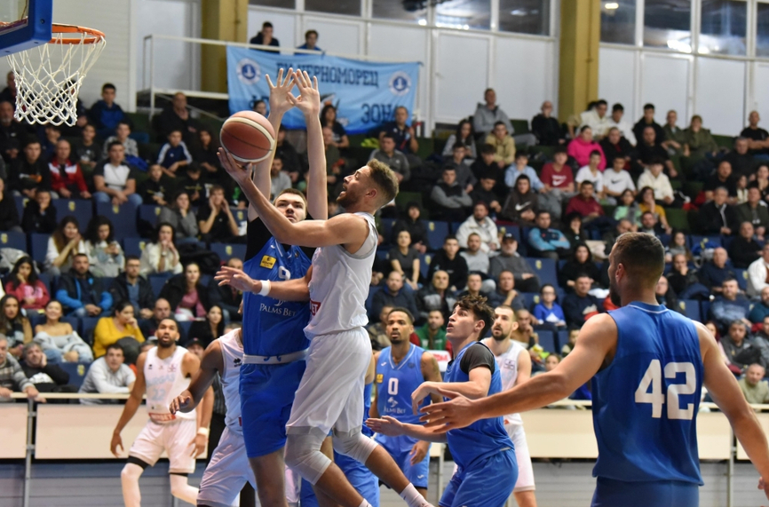 Черноморец завърши без загуба първото завъртане в Националната баскетболна лига В