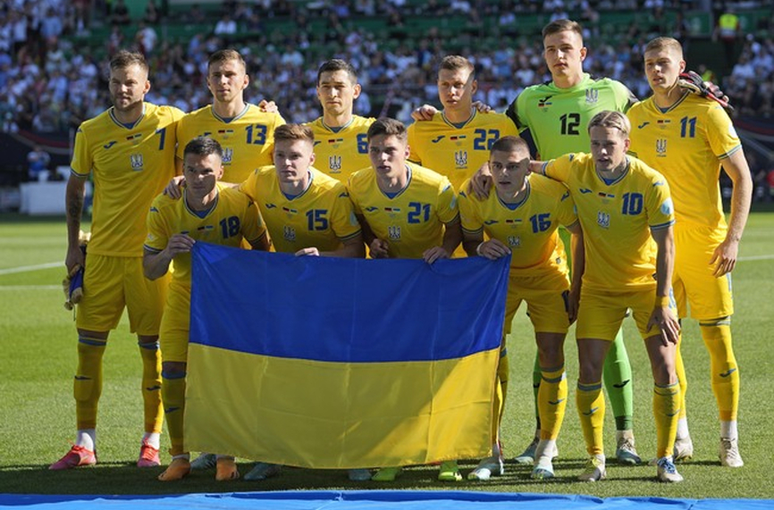 Европейската футболна централа глоби Футболната асоциация на Украйна с 20