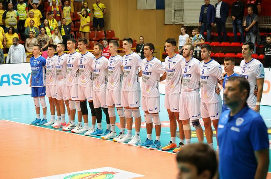 Волейболният отбор на Левски се класира за четвъртфиналите на европейския