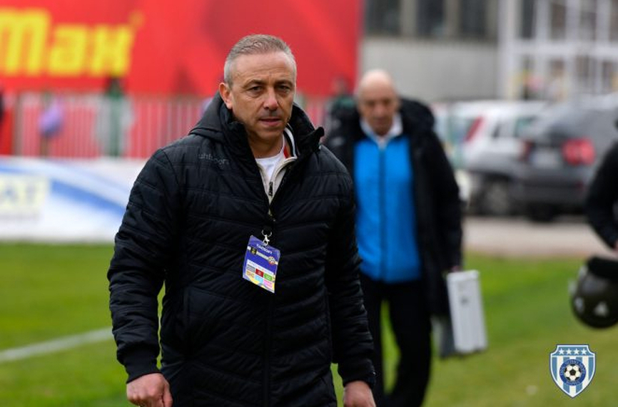 Старши треньорът на Черно море и националния отбор на България