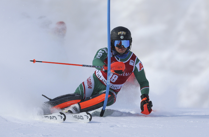 Най добрият български скиор алпиец Алберт Попов направи едно отлично каране