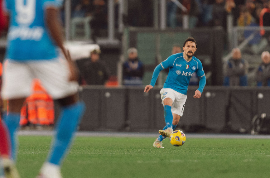 Наполи продължава да затъва с пълна сила в Серия А