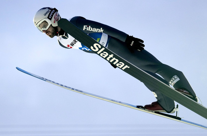 Отмениха състезанието от Световната купа по ски скок в Шчирк