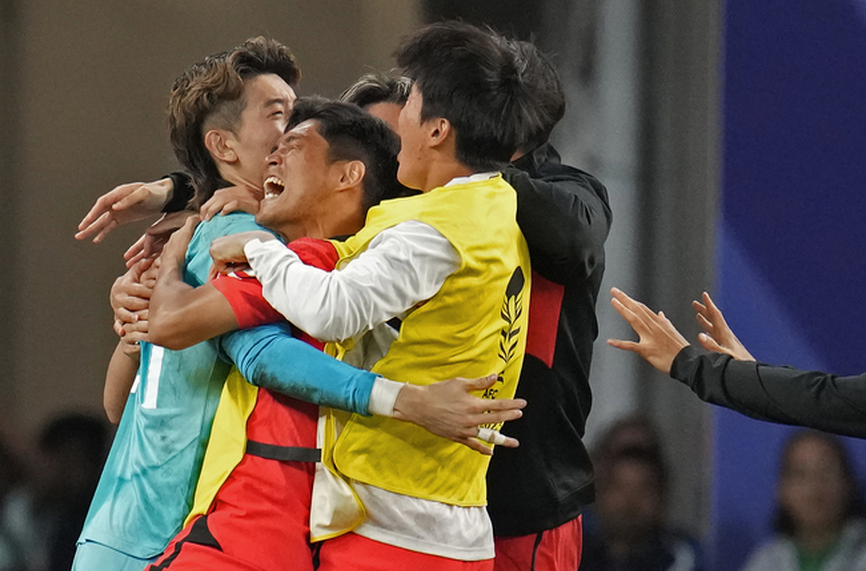 Република Корея победи Саудитска Арабия с дузпи за купата на Азия (ВИДЕО)