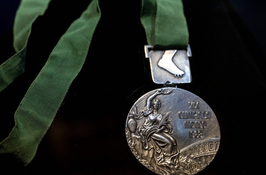 Легендарен медал беше продаден за 441 000 долара