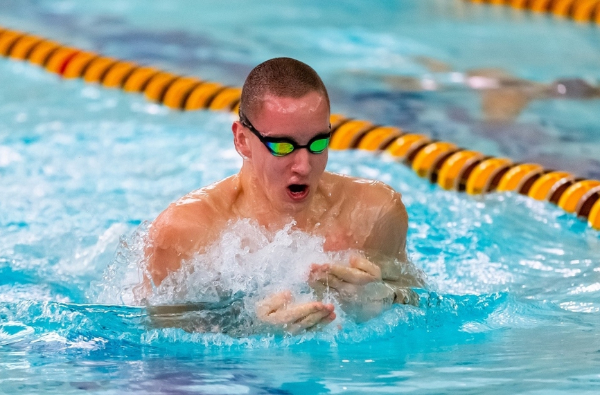 Епитропов с второ време на полуфинал на Световното по плуване