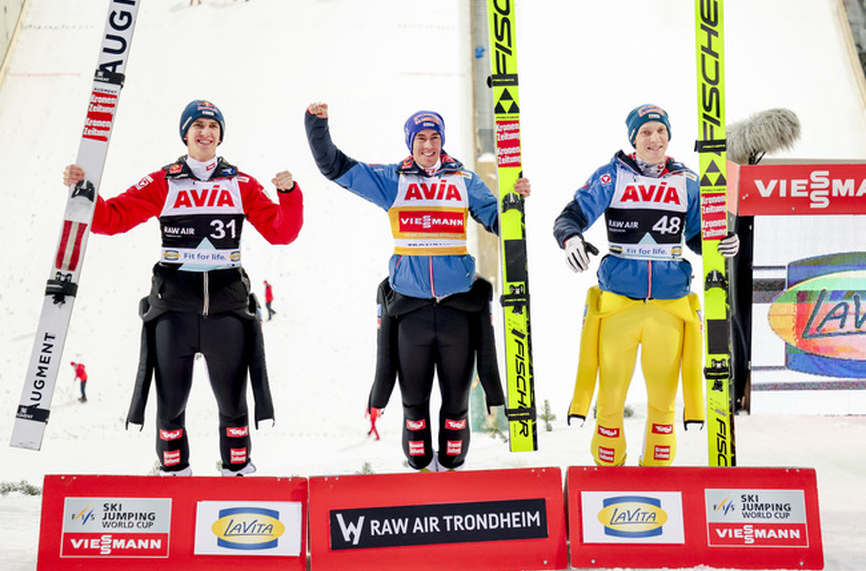 Австрия спечели състезанието по ски полети