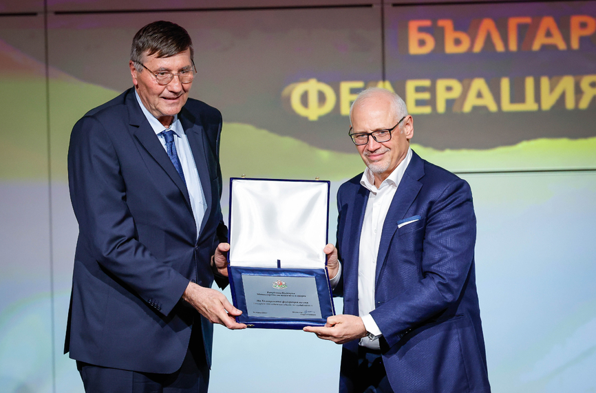 Министър Глушков поздрави БФ ски за 100-годишнината