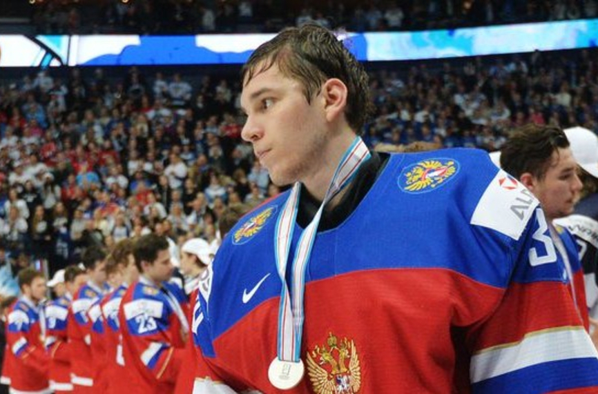 Единственият българин в НХЛ готов за игра