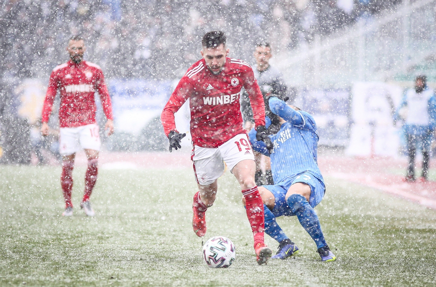 Левски удържа ЦСКА в снега - 0:0 (ОБЗОР)