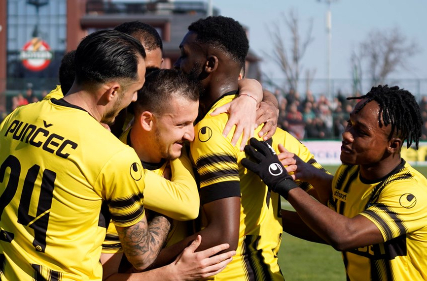 Ботев (Пловдив) продава три от звездите си