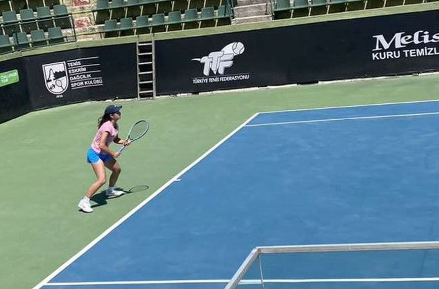 Ива Иванова е на финал на турнир на ITF в Истанбул