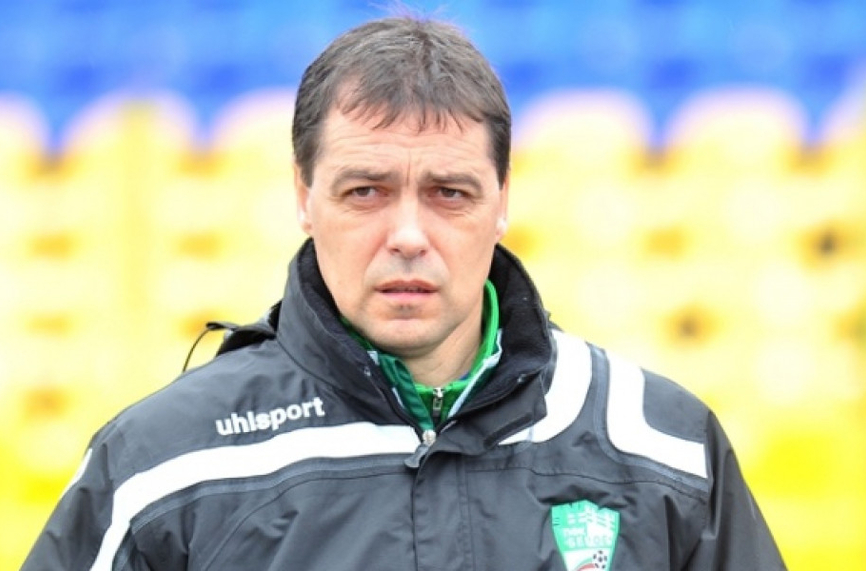 Хубчев планира да вземе двама от Левски и един от ЦСКА
