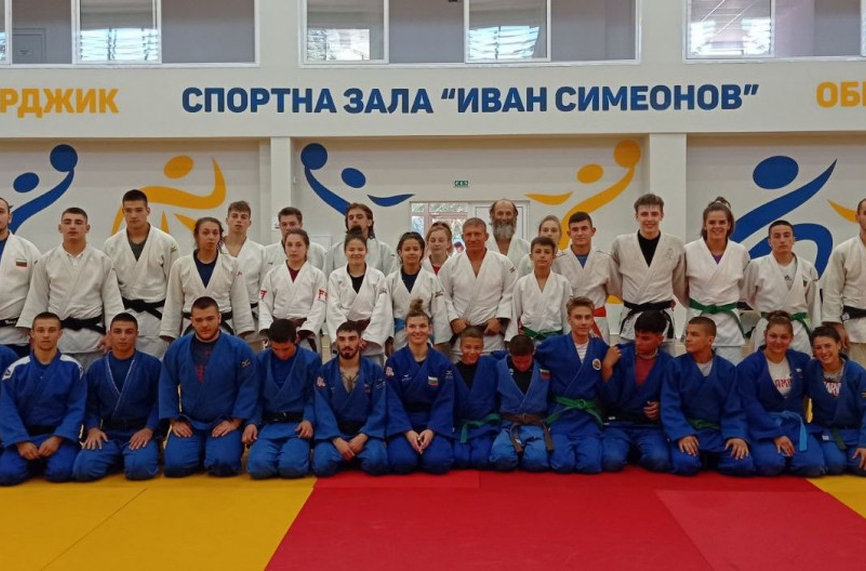 Шестима джудисти отиват на олимпийски фестивал за младежи