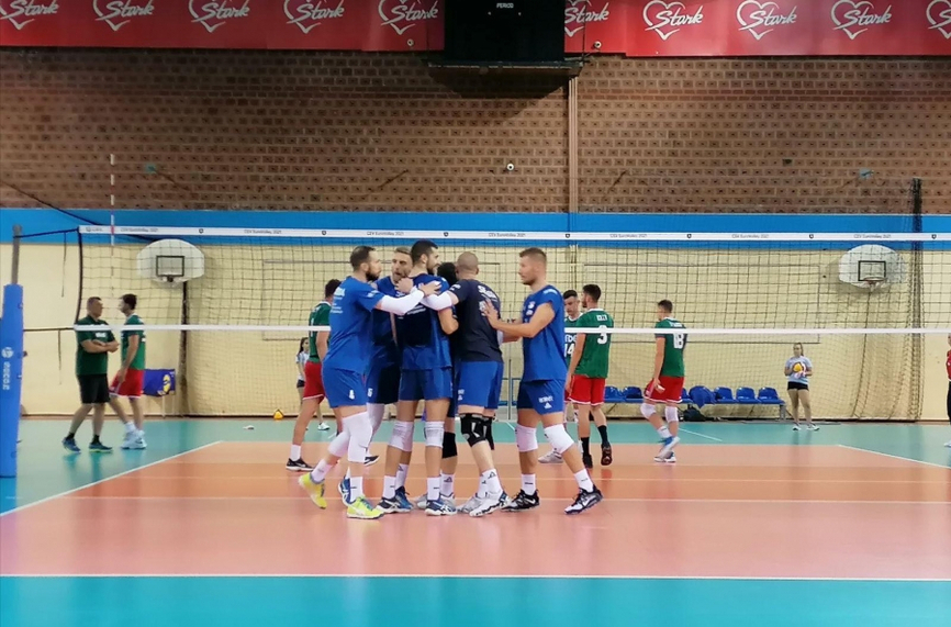 България загуби с 0:3 от Сърбия в контрола