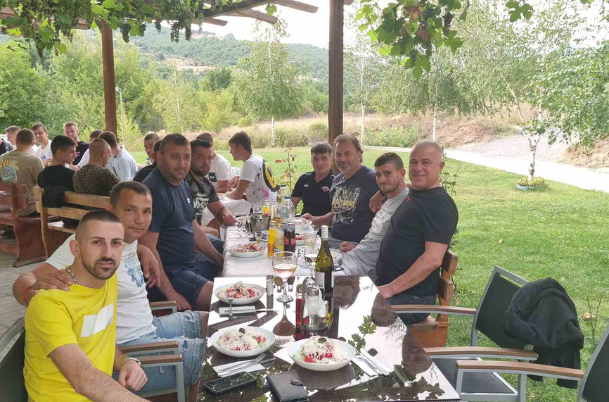 Направиха курбан за здраве в Септември (Симитли)
