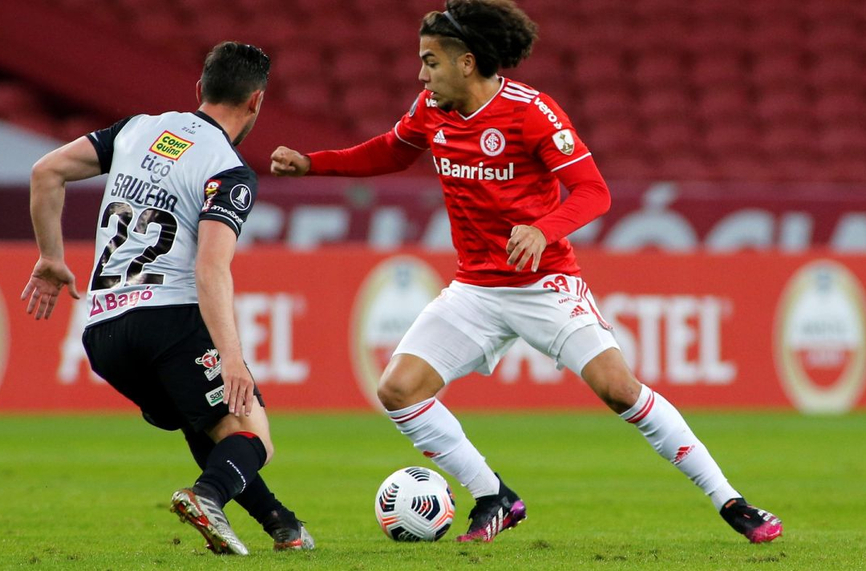 Бразилец поиска безумни пари от Лудогорец