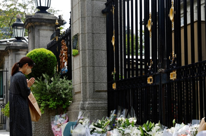 Погребението на Елизабет II отлага Челси - Ливърпул?