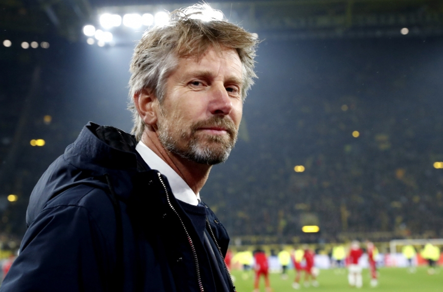 Ван дер Сар се оплака от Ерик Тен Хаг