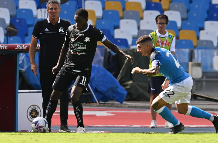 Наполи начело в Италия (ВИДЕО)