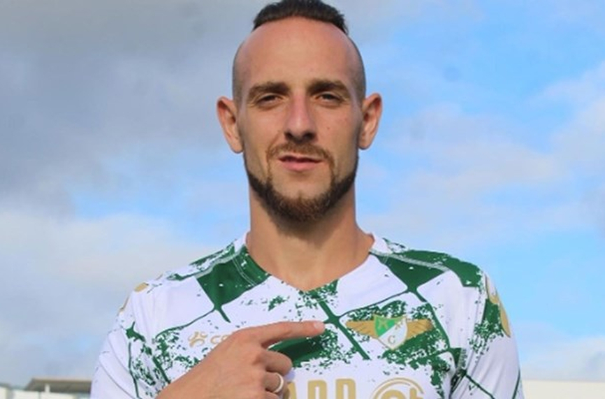 Стивън Петков дебютира за новия си тим