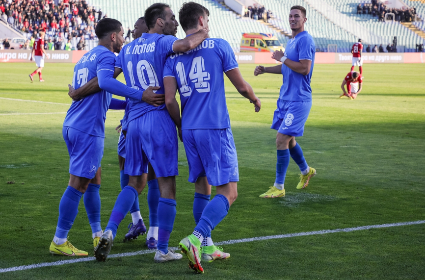 Левски ще играе благотворителен мач за пострадалите в Карлово