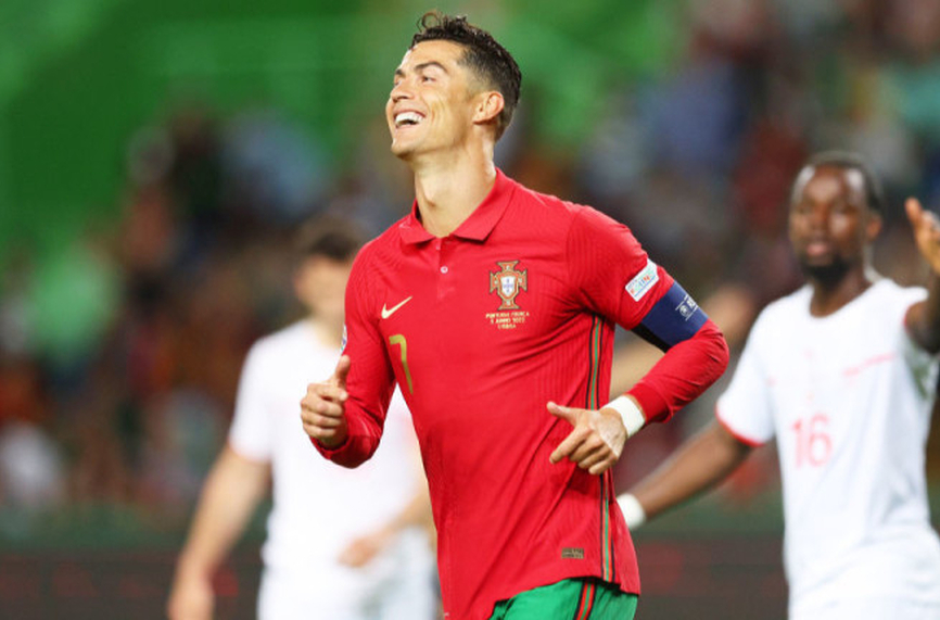 Роналдо разкри докога иска да играе