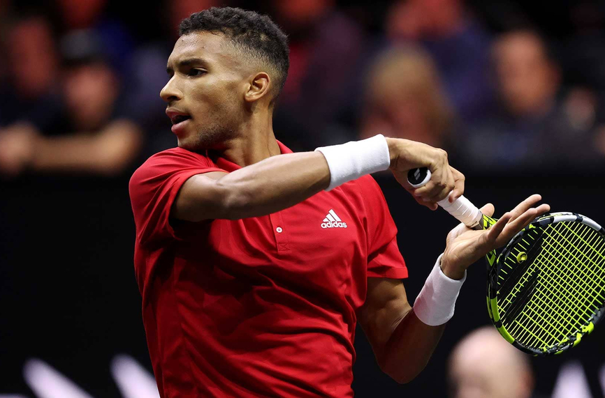 Оже-Алиасим записа сензационен успех над Джокович за Laver Cup